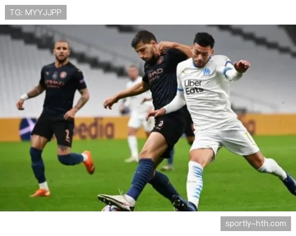 亨克强势晋级下一轮，展现强劲实力引关注